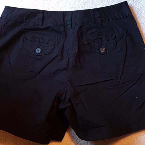 shorts - Picture 2 of 2